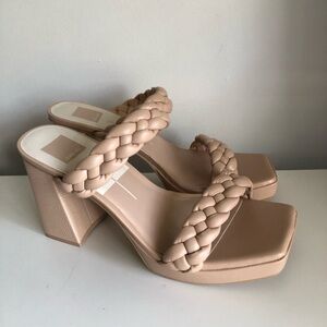 NEW Dolce Vita Ashby Cream Stella Heel Sandal Women